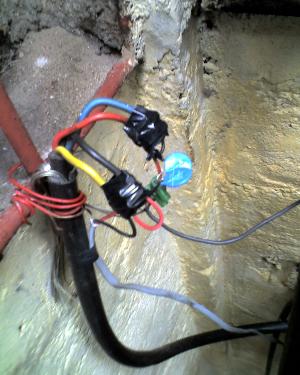 06-05-11_1405a.jpg (25015 bytes)